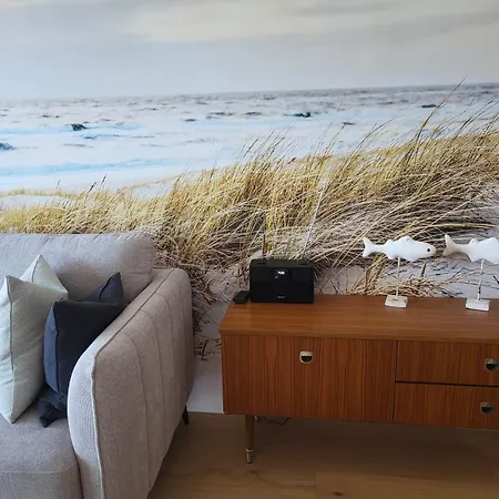 Skytower One - 14th Floor - Splendid Harbour & Sea View Апартаменты